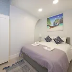 15 Selwyn Street, Luxury House
